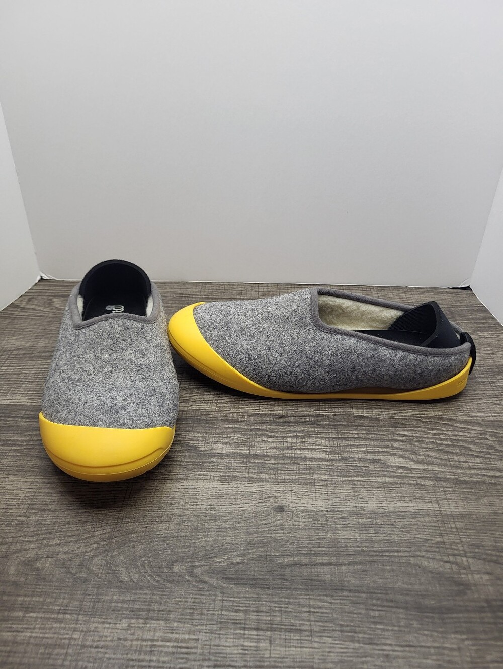 Mahabis Curve Gray Yellow Lightweight Slippers Women's Size 38Eu 7.5 Us